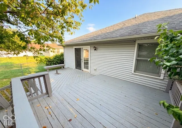 Photo 3 of Sale Pending at 1147 Cottage Cir, Seymour, IN 47274 | MLS# 22127788 | Listing updated on 2026-10-01