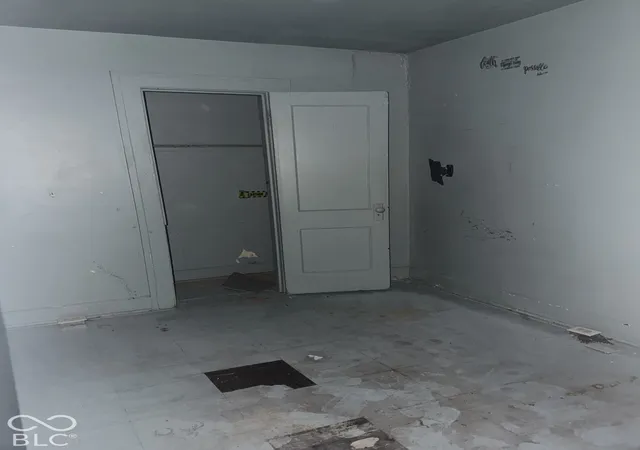 Photo 3 of House for sale at 3626 E New York St, Indianapolis, IN 46201 | MLS# 22127801 | Listing updated on 2026-09-28