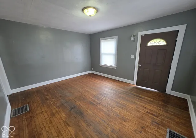 Photo 3 of House for sale at 815 - 821 E 19th St, Anderson, IN 46016 | MLS# 22127805 | Listing updated on 2026-10-26