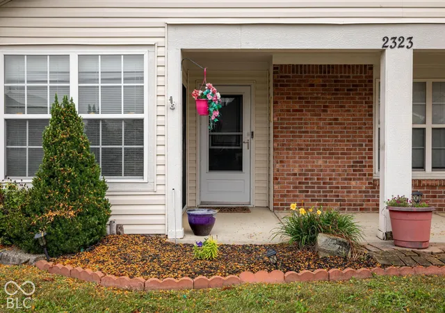 Photo 3 of Sale Pending at 2323 Harvest Moon Ln, Indianapolis, IN 46229 | MLS# 22127807 | Listing updated on 2026-09-29