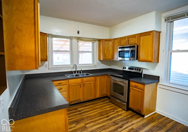 Photo 4 of Single family home for sale at 206 S Eastern Ave, Batesville, IN 47006 | MLS# 22127810 | Listing updated on 2026-09-23