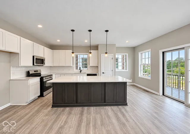 Photo 2 of Townhouse for sale at 5744 Birtz Rd, Indianapolis, IN 46216 | MLS# 22127811 | Listing updated on 2026-09-24