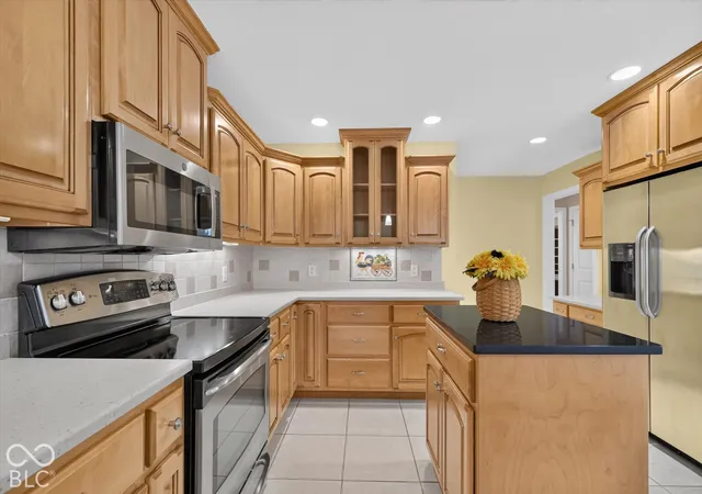 Photo 4 of Condo for sale at 5102 W Stone Brg Dr, Muncie, IN 47304 | MLS# 22127827 | Listing updated on 2026-09-25