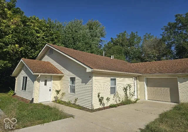 Photo 1 of Single family home for sale at 706 7th Street, Shelbyville, IN 46176 | MLS# 22127829 | Listing updated on 2026-09-25