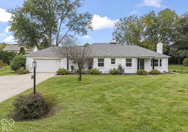 Photo 1 of Single family home for sale at 936 Sunset Dr, Anderson, IN 46011 | MLS# 22127830 | Listing updated on 2026-09-24