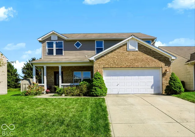 Photo 1 of Single family home for sale at 3553 White Cliff Way, Whitestown, IN 46075 | MLS# 22127833 | Listing updated on 2026-10-04