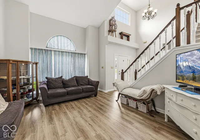 Photo 2 of Single family home for sale at 5518 Royal Troon Way, Avon, IN 46123 | MLS# 22127834 | Listing updated on 2026-09-27
