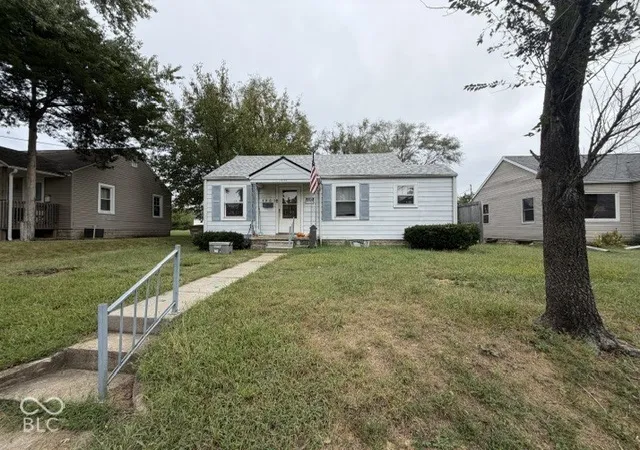 Photo 1 of Single family home for sale at 1930 12th Street, Columbus, IN 47201 | MLS# 22127844 | Listing updated on 2026-09-23