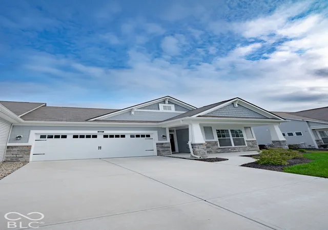 Photo 2 of Single family home for sale at 6607 Red Barn Dr, Whitestown, IN 46075 | MLS# 22127846 | Listing updated on 2026-09-26