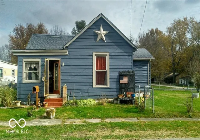 Photo 1 of Single family home for sale at 265 S Miller Ave, Albany, IN 47320 | MLS# 22127850 | Listing updated on 2026-09-23