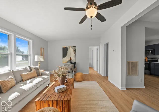 Photo 2 of Single family home for sale at 2114 E Bo Mar Blvd, Greenfield, IN 46140 | MLS# 22127853 | Listing updated on 2026-10-06