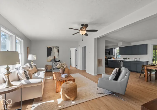 Photo 3 of Single family home for sale at 2114 E Bo Mar Blvd, Greenfield, IN 46140 | MLS# 22127853 | Listing updated on 2026-10-06