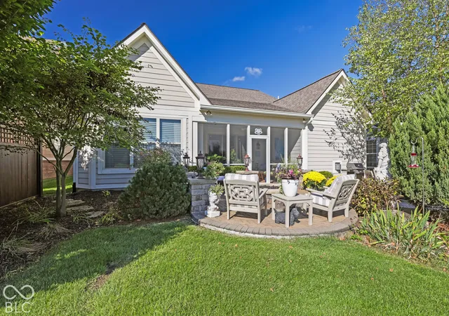 Photo 3 of Single family home for sale at 15233 Kampen Cir, Carmel, IN 46033 | MLS# 22127860 | Listing updated on 2026-10-19