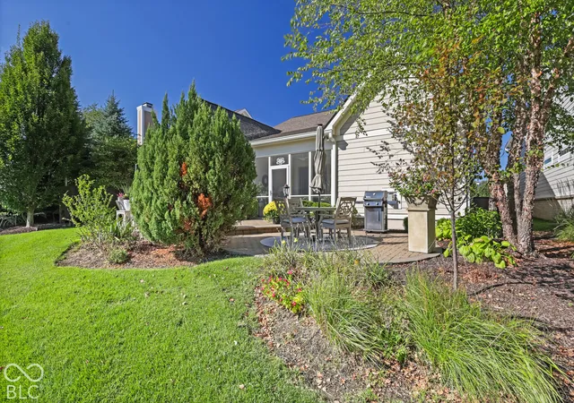 Photo 4 of Single family home for sale at 15233 Kampen Cir, Carmel, IN 46033 | MLS# 22127860 | Listing updated on 2026-10-19