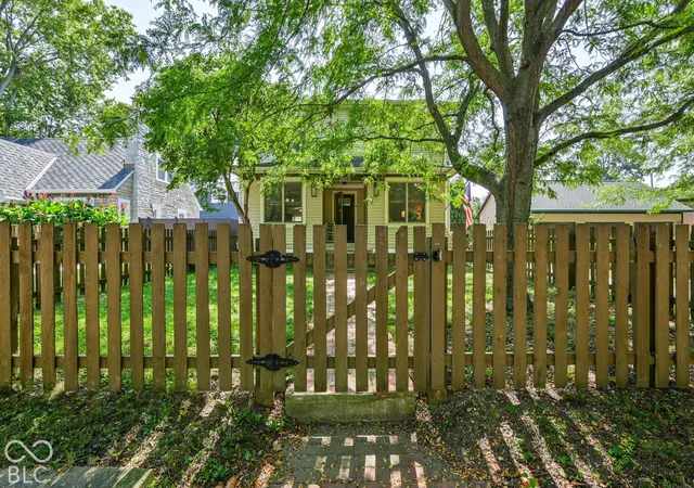 Single family home for sale at 2859 Sutherland Ave, Indianapolis, IN 46205 | MLS# 22127869