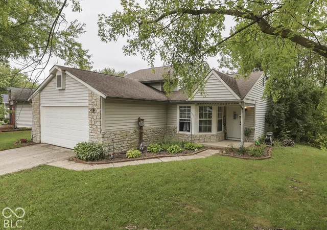 Photo 2 of Single family home for sale at 5930 Timber Lake Way, Indianapolis, IN 46237 | MLS# 22127874 | Listing updated on 2026-09-30