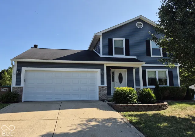 Photo 1 of Single family home for sale at 1783 Bridle Way Blvd, Columbus, IN 47201 | MLS# 22127895 | Listing updated on 2026-09-25