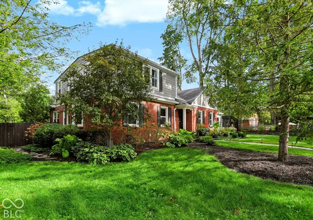 Photo 3 of Sale Pending at 5935 Ralston Ave, Indianapolis, IN 46220 | MLS# 22127897 | Listing updated on 2026-10-06