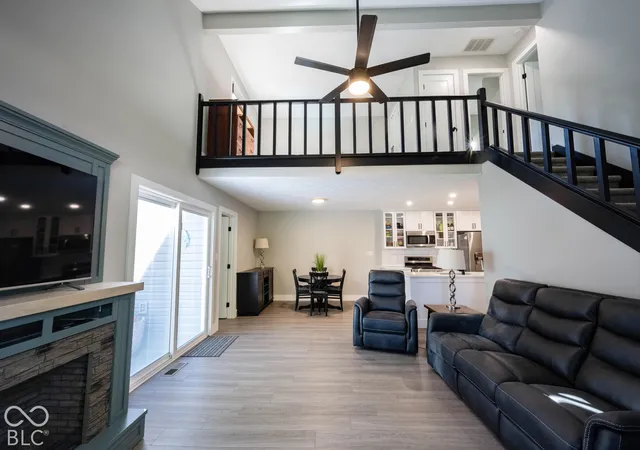 Photo 4 of Condo for sale at 566 Conner Crk Dr, Fishers, IN 46038 | MLS# 22127911 | Listing updated on 2026-10-01