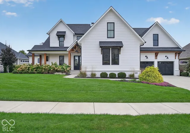 Photo 1 of Mansion for sale at 685 Old Ashbury Rd, Westfield, IN 46074 | MLS# 22127912 | Listing updated on 2026-10-29