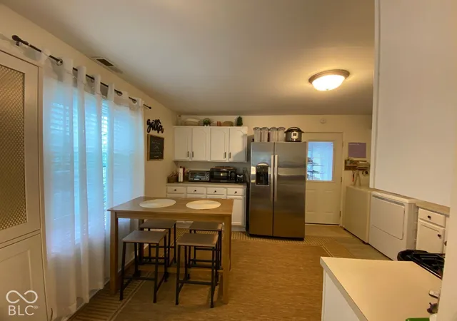 Photo 4 of Single family home for sale at 231 Gaywood Dr, Anderson, IN 46017 | MLS# 22127917 | Listing updated on 2026-09-26