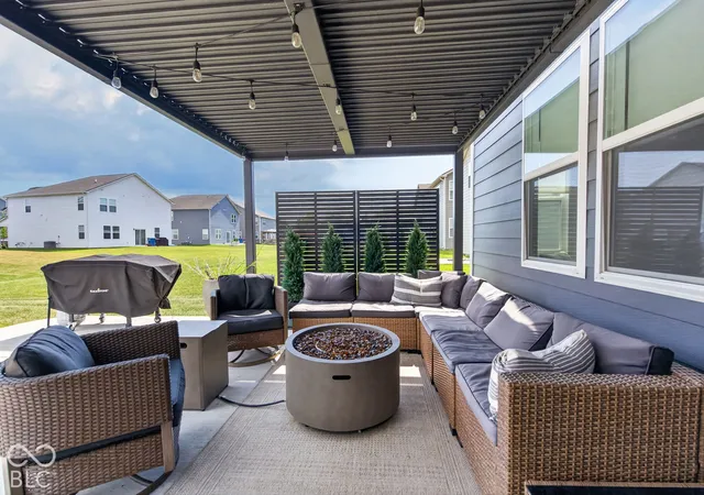 Photo 3 of Single family home for sale at 15730 Cobbs Crk Ln, Noblesville, IN 46060 | MLS# 22127919 | Listing updated on 2026-09-28