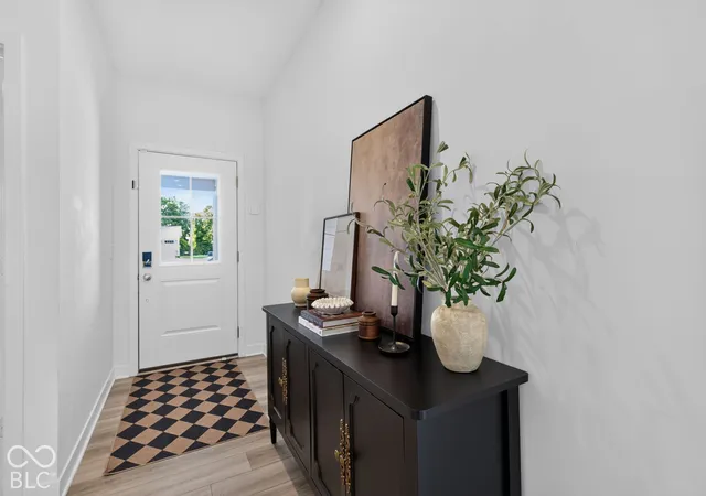 Photo 4 of Single family home for sale at 15730 Cobbs Crk Ln, Noblesville, IN 46060 | MLS# 22127919 | Listing updated on 2026-09-28