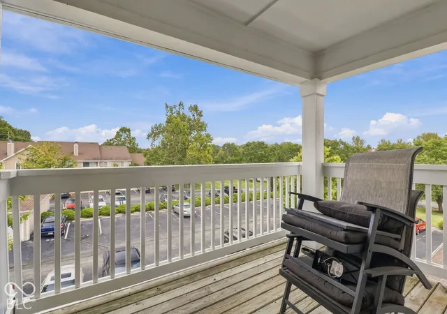 Photo 3 of Condo for sale at 6526 Jade Strm Ct #309, Indianapolis, IN 46237 | MLS# 22127923 | Listing updated on 2026-09-30