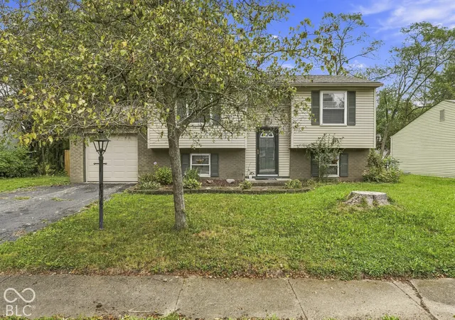 Photo 1 of Sale Pending at 201 Coronado Rd, Indianapolis, IN 46234 | MLS# 22127925 | Listing updated on 2026-10-06