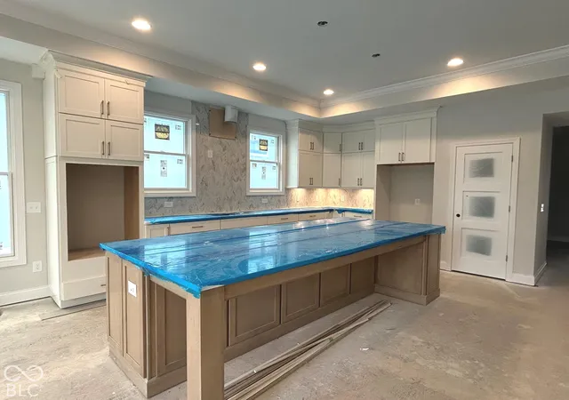 Photo 3 of Single family home for sale at 7051 Shenandoah St, Zionsville, IN 46077 | MLS# 22127930 | Listing updated on 2026-09-25