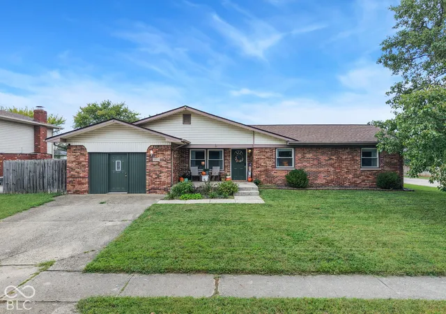 Photo 2 of Sale Pending at 4902 Candy Spots Dr, Indianapolis, IN 46237 | MLS# 22127931 | Listing updated on 2026-09-30