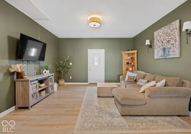 Photo 3 of Sale Pending at 4902 Candy Spots Dr, Indianapolis, IN 46237 | MLS# 22127931 | Listing updated on 2026-09-30