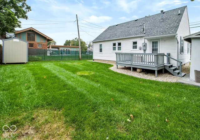 Photo 3 of Single family home for sale at 433 S Main St, Pendleton, IN 46064 | MLS# 22127942 | Listing updated on 2026-09-25
