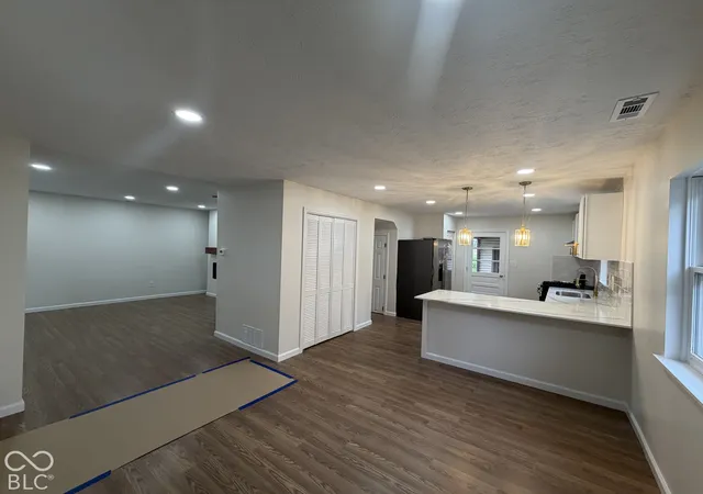 Photo 3 of Sale Pending at 802 Park Rd, Greensburg, IN 47240 | MLS# 22127946 | Listing updated on 2026-09-29