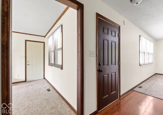 Photo 4 of Single family home for sale at 1648 N Avon Ave, Avon, IN 46123 | MLS# 22127951 | Listing updated on 2026-09-24