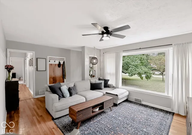 Photo 3 of Single family home for sale at 1040 Tulip Dr, Indianapolis, IN 46227 | MLS# 22127953 | Listing updated on 2026-10-07