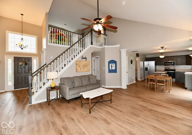 Photo 4 of Single family home for sale at 1064 Burning Bush Dr, Greenwood, IN 46143 | MLS# 22127966 | Listing updated on 2026-09-24