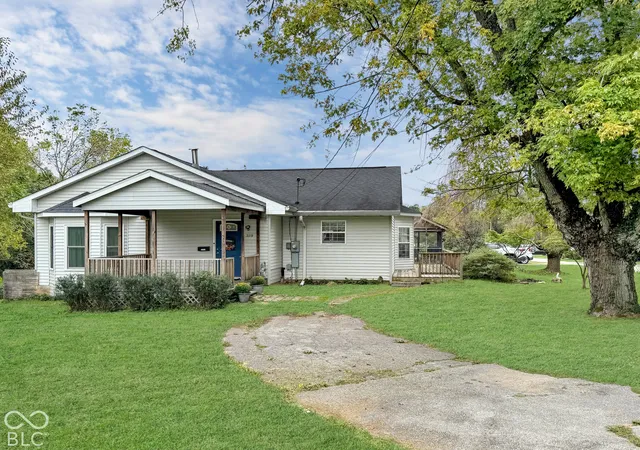 Photo 1 of Single family home for sale at 2219 S Rogers St, Bloomington, IN 47403 | MLS# 22127974 | Listing updated on 2026-09-25