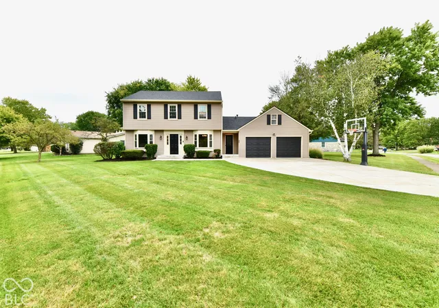 Photo 1 of Single family home for sale at 7747 White Dove Dr, Indianapolis, IN 46256 | MLS# 22127982 | Listing updated on 2026-09-30
