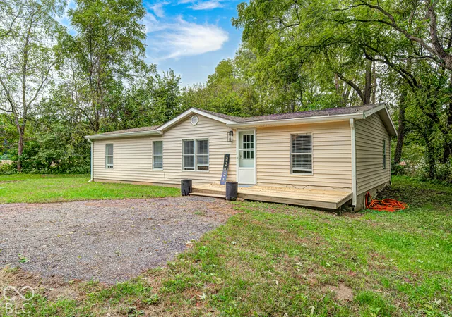 Photo 1 of Sale Pending at 22121 State Rd 37 N, Noblesville, IN 46060 | MLS# 22127991 | Listing updated on 2026-10-01