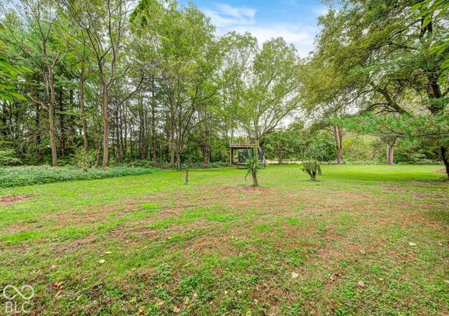 Photo 3 of Sale Pending at 22121 State Rd 37 N, Noblesville, IN 46060 | MLS# 22127991 | Listing updated on 2026-10-01