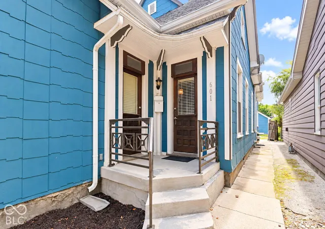 Photo 3 of Single family home for sale at 601 Sanders St, Indianapolis, IN 46203 | MLS# 22127995 | Listing updated on 2026-10-02