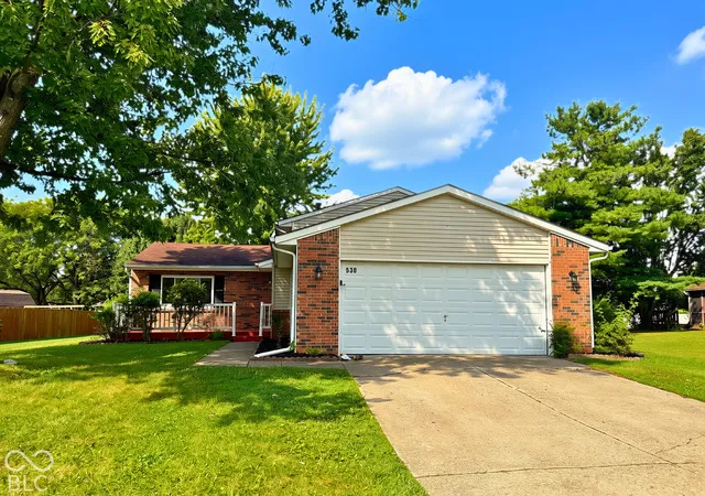 Photo 1 of Single family home for sale at 530 Quail Run, Greenwood, IN 46142 | MLS# 22128010 | Listing updated on 2026-10-01