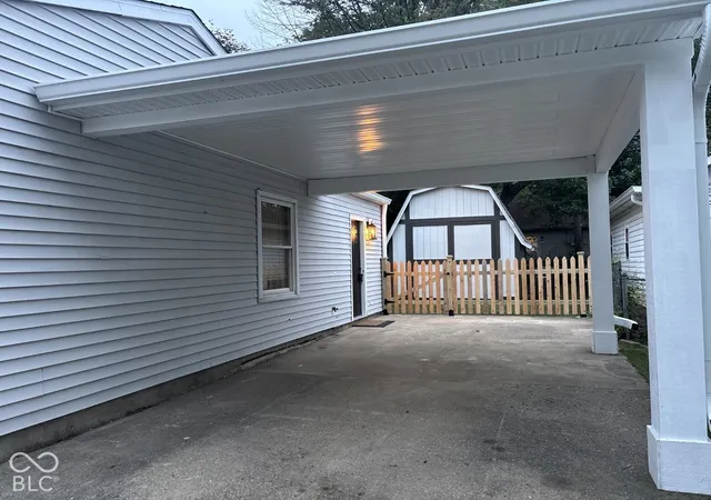 Photo 3 of Single family home for sale at 1909 Arlington Rd, Lafayette, IN 47904 | MLS# 22128015 | Listing updated on 2026-09-26