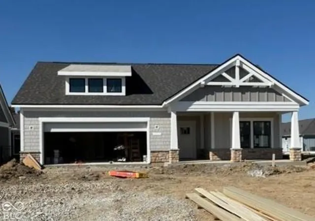 Photo 1 of Single family home for sale at 7106 Shenandoah St, Zionsville, IN 46077 | MLS# 22128017 | Listing updated on 2026-10-27