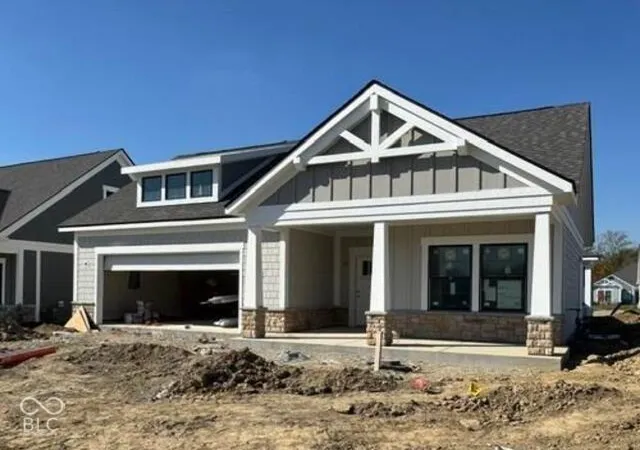 Photo 2 of Single family home for sale at 7106 Shenandoah St, Zionsville, IN 46077 | MLS# 22128017 | Listing updated on 2026-10-27