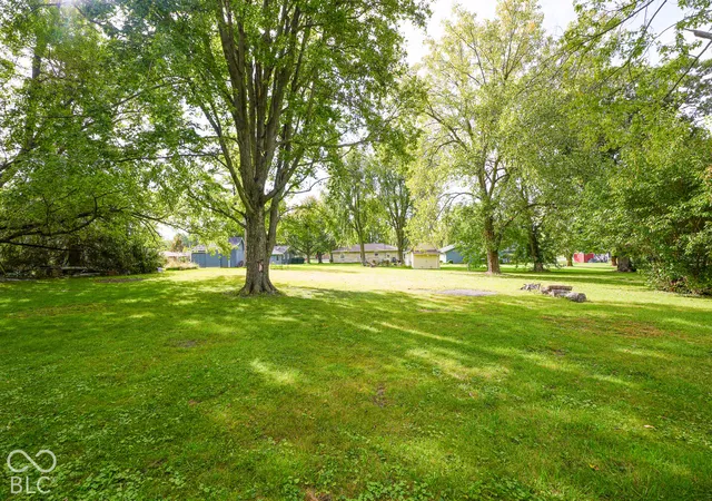 Photo 3 of Single family home for sale at 3013 E Royerton Rd, Muncie, IN 47303 | MLS# 22128019 | Listing updated on 2026-10-07