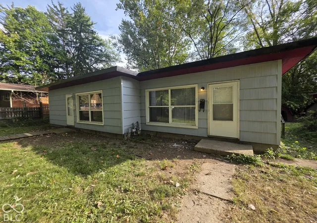 Photo 1 of Multi family home for sale at 1207 1209 E 11th Street, Anderson, IN 46012 | MLS# 22128023 | Listing updated on 2026-10-26