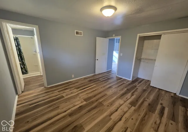 Photo 3 of House for sale at 1207-1209 E 11th Street, Anderson, IN 46012 | MLS# 22128023 | Listing updated on 2026-10-26