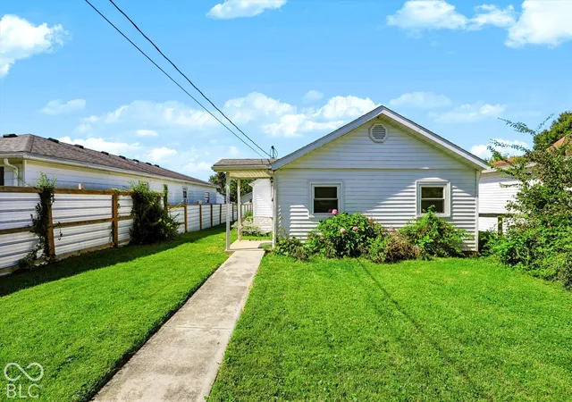 Photo 1 of Single family home for sale at 1309 N Carver St, Greensburg, IN 47240 | MLS# 22128030 | Listing updated on 2026-10-07